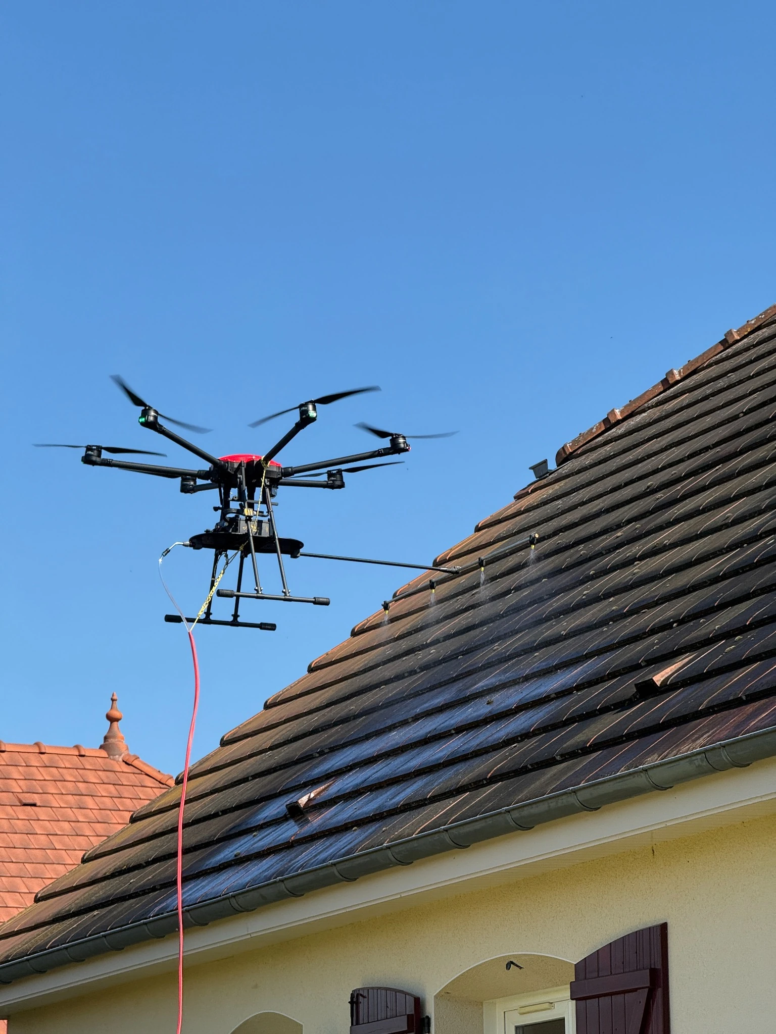 Drone Milisys en intervention sur toiture